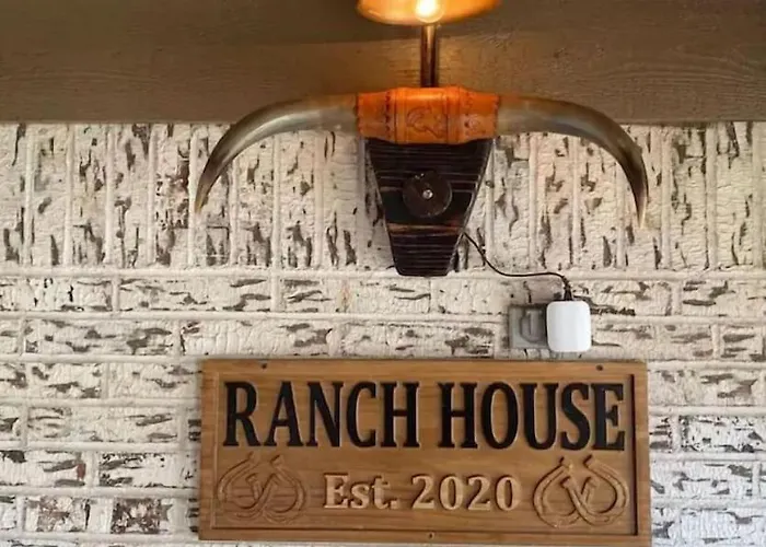 Holiday home Stockyards! Walk 3 Blocks-ranch House Sleeps 8 Fort Worth