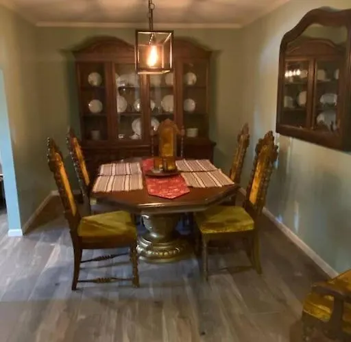 Stockyards! Walk 3 Blocks-ranch House Sleeps 8 Holiday home *