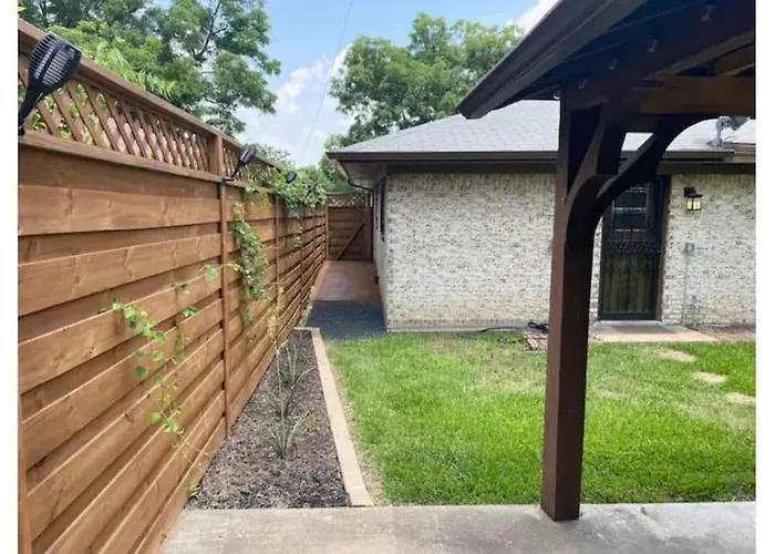 Holiday home Stockyards! Walk 3 Blocks-ranch House Sleeps 8 Fort Worth