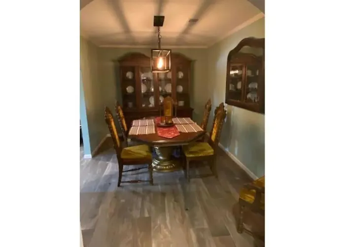 Stockyards! Walk 3 Blocks-ranch House Sleeps 8 Fort Worth